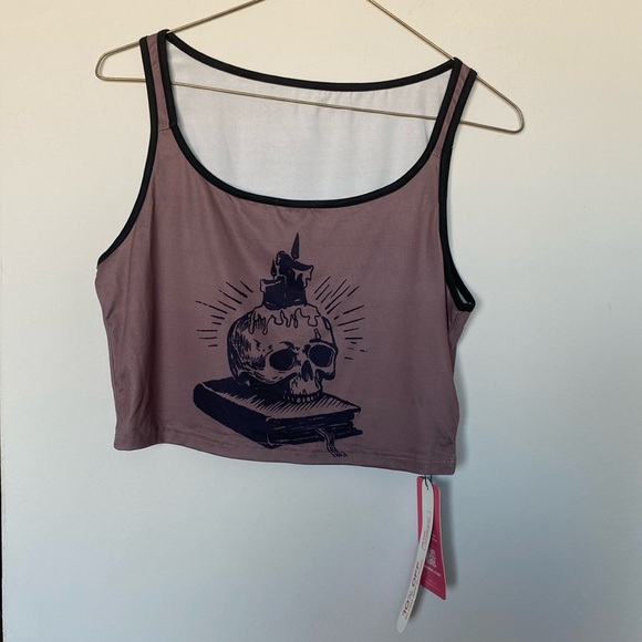 Skull 💀 Top Size Small NWT - Picture 1 of 6